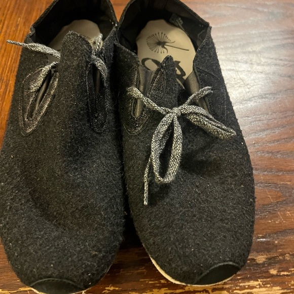 OTBT Shoes - OTBT Black Women's Sneakers